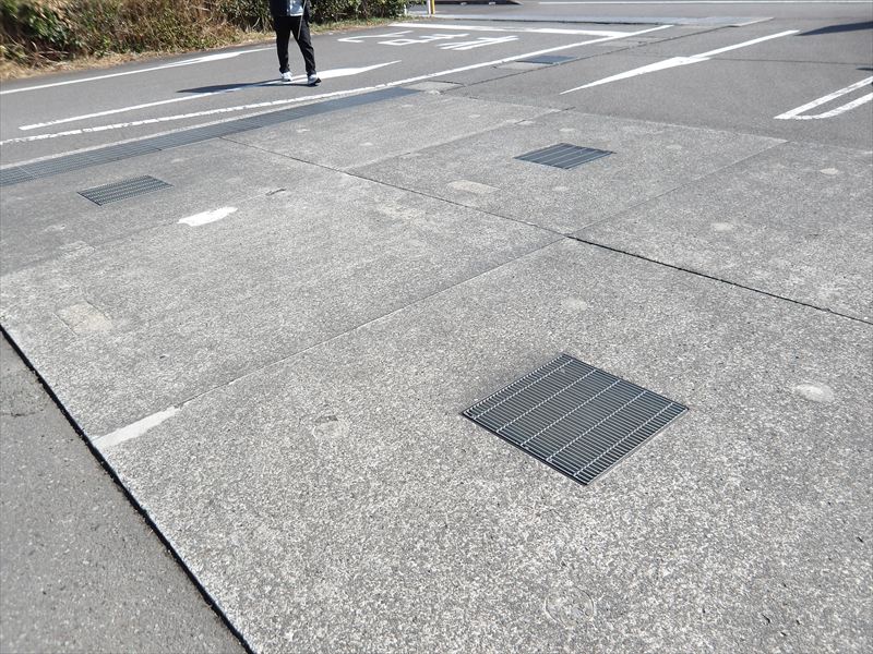 ホームワイド高鍋（駐車場）